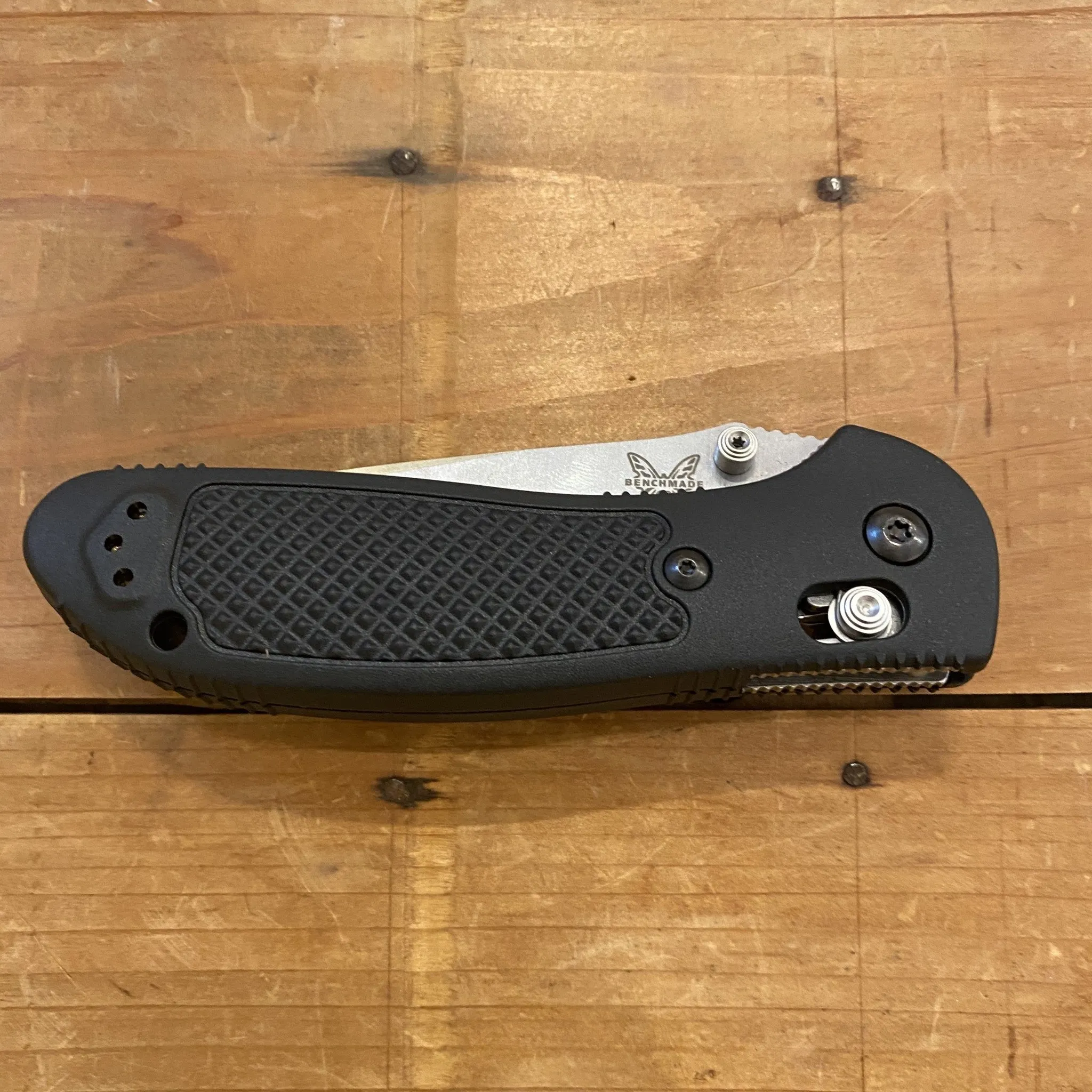 Benchmade 551-S30V Griptilian Drop Point CPM-S30V AXIS Lock Black Grivory Handle