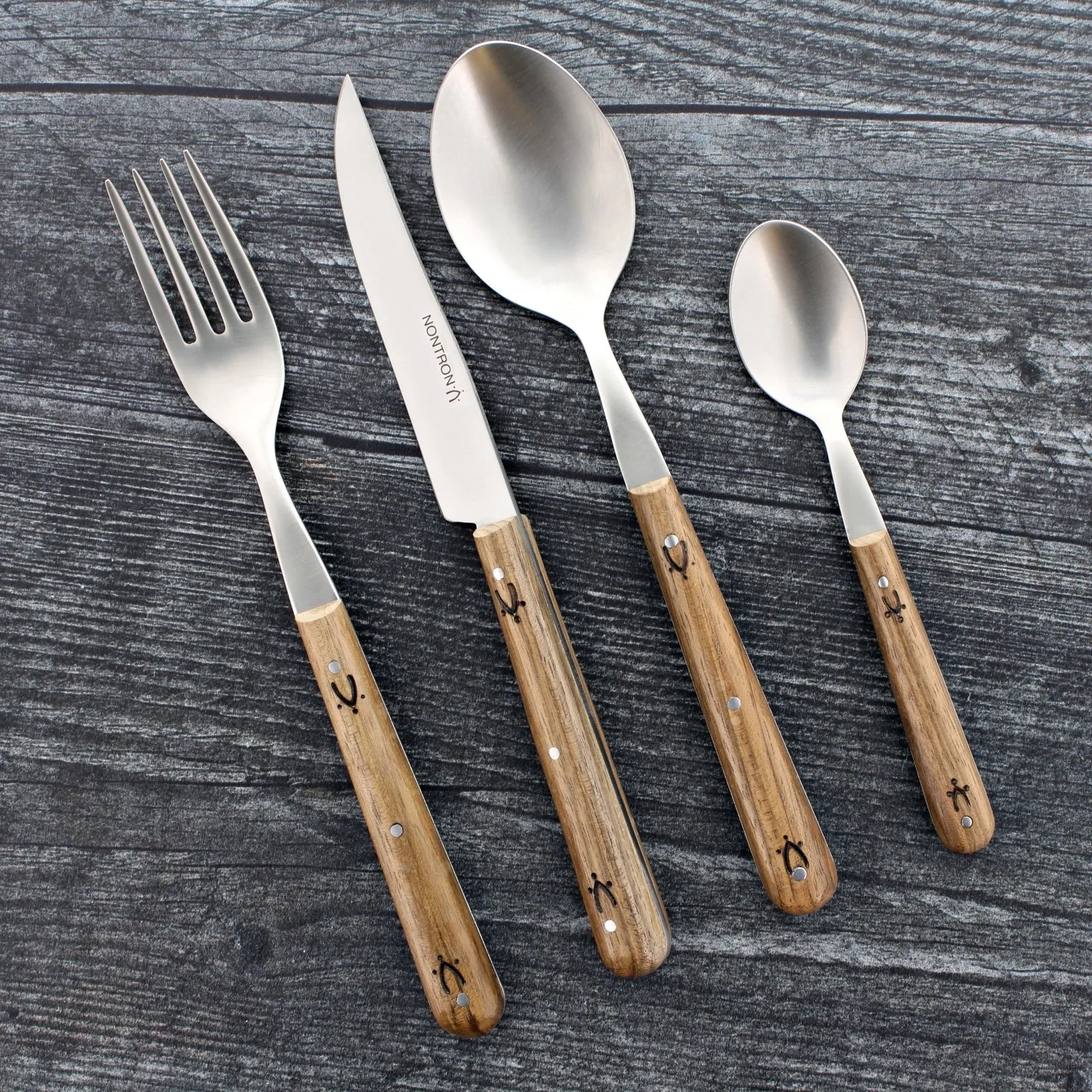 Nontron Steak Knives & Flatware Sets Burled Walnut