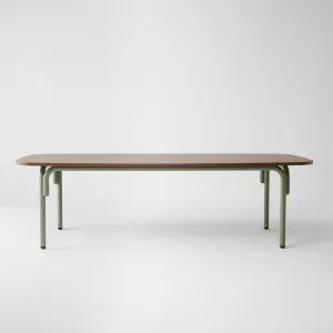 Sir Burly Dining Table